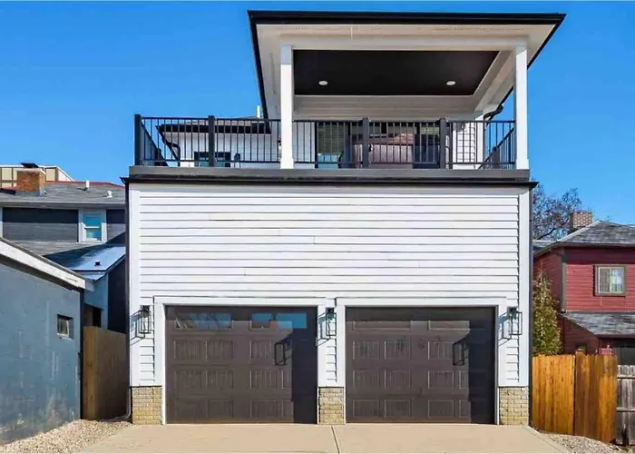 High End New Build, Rooftop Hot Tub, Views * Columbus