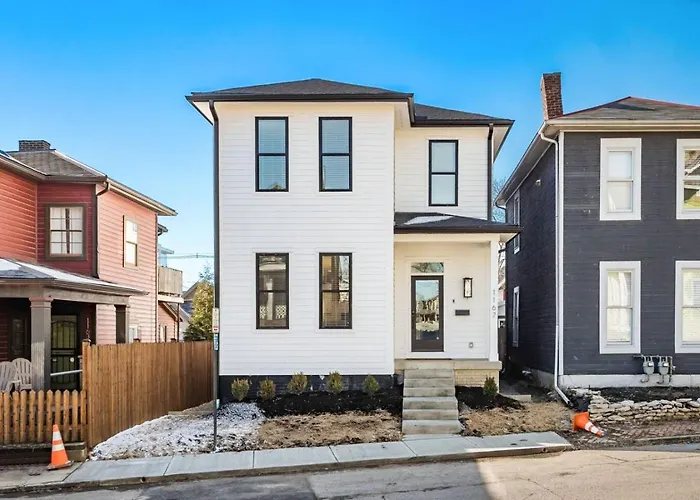 High End New Build, Rooftop Hot Tub, Views * Columbus