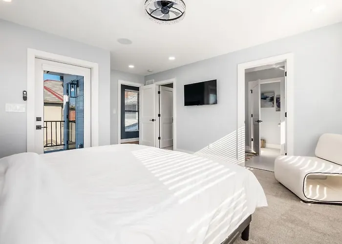 High End New Build, Rooftop Hot Tub, Views Columbus