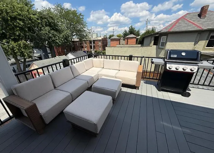 Сasa de vacaciones High End New Build, Rooftop Hot Tub, Views